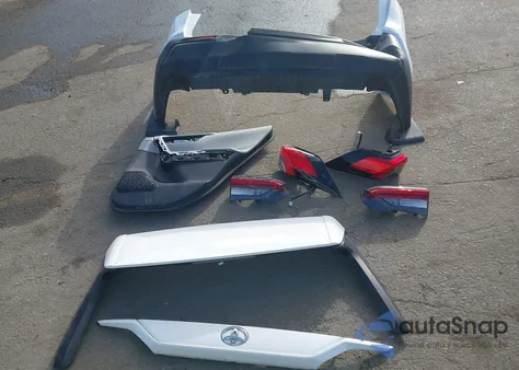 2019 Toyota Rav4 Xle/Xle Premium из США, поврежденный, VIN 2T3W1RFV7KC025699